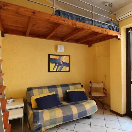 Mini Loft Alla Baia Apartamento *
